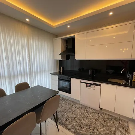 Family Apartments Near Cleopatra Beach Alanya Exterior photo